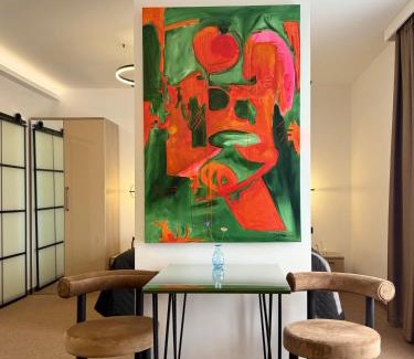 Satu Mare Apartment | Eclectic 6