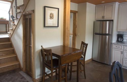 Alma House | Eclectic Alma House? Heck Yeah!