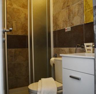 Lykabittos Apartment | Eclectic Business & Leisure