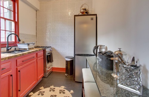 French Quarter Apartment | Eclectic Central New Orleans Vacation Rental!