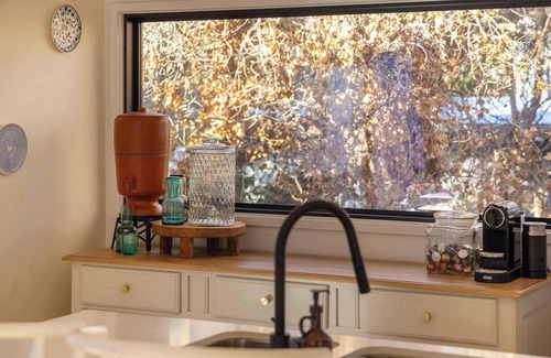Blairgowrie House | Eclectic Cosy Bathhouse | Couples Retreat in Blair
