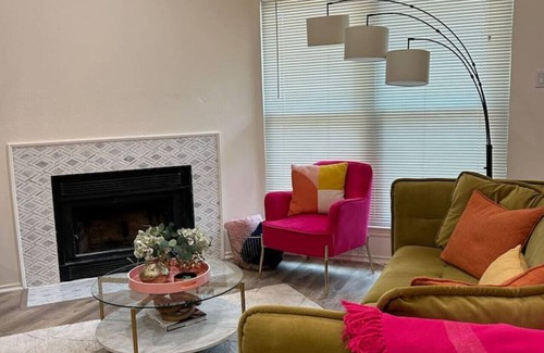 Euless House | Eclectic Enclave - DFW Airport