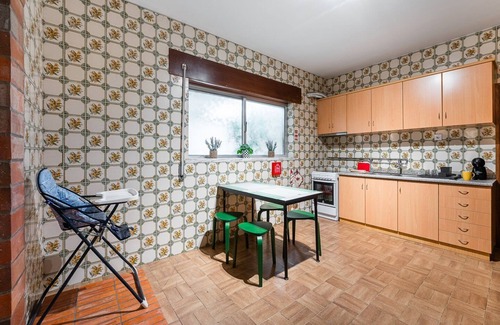 Mogadouro Apartment | Eclectic escape in Mogadouro