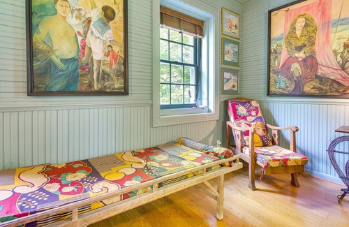 Keene Cottage | Eclectic Esmont Cottage: Pets Welcome!
