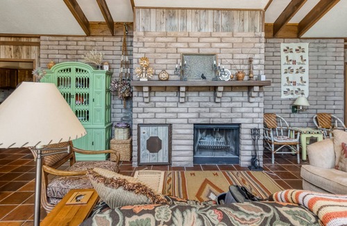Angel Fire House | Eclectic home w/ a guest studio, wood-burning fireplace, & more!