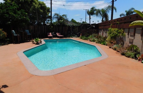Old Towne House | Eclectic Private Home With Backyard Sanctuary And Pool In Seal Beach