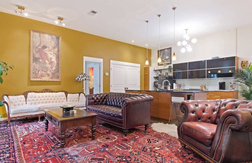 Bolivar House | Eclectic & Romantic - Walk to Historic Downtown Harpers Ferry