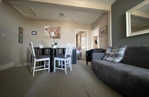 Newmarket Apartment | Eclipse Apartment No 2