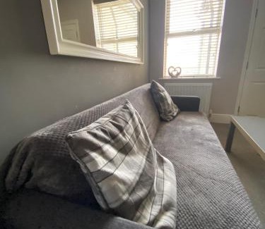 Newmarket Apartment | Eclipse Apartment No 2