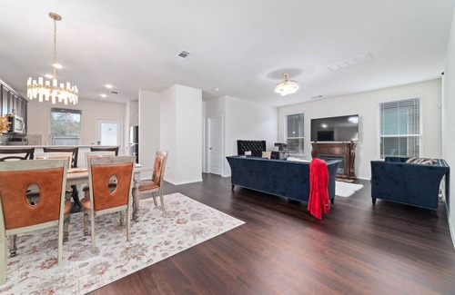 Houston Villa | ECLIPZ Modern CEO Corp House