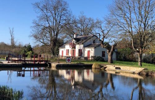 Nort-sur-Erdre Bed & Breakfast | Ecluse de la Tindière