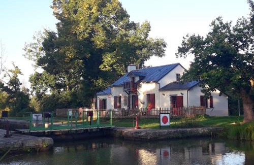 Nort-sur-Erdre Bed & Breakfast | Ecluse de la Tindière