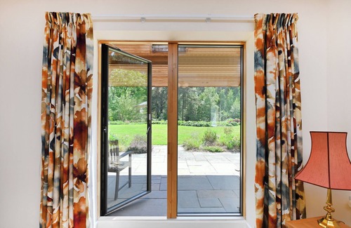 Newark upon Trent House | Eco 2-Bed Bungalow with Biodiverse Garden & Solar