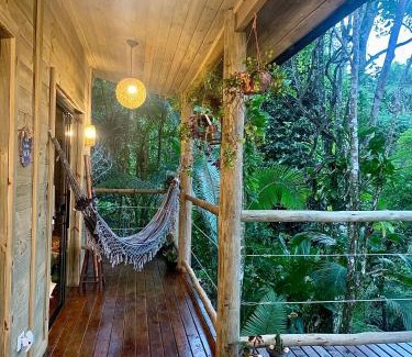 Trindade Ski Chalet | Eco Cabana a 150 metros da praia e centrinho