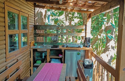 San Juan La Laguna Cabin | Eco Cabin with Lake View