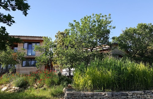 Viens Cottage | Eco-cottage in the Luberon.