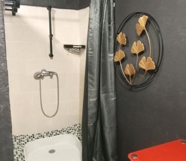 Plouray Apartment | Eco domaine 12hectares meublé pour 6 personnes