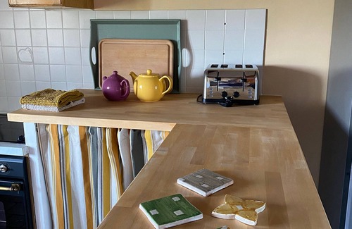 Moulins-le-Carbonnel Cottage | Eco-friendly family cottage in the countryside, perfect for sports and nature