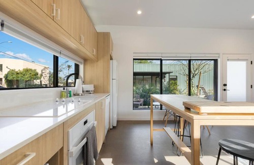 Camelback East Apartment | Eco-Friendly 1-bedroom Apartment - 80 Walkscore!