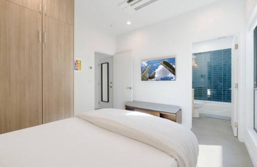 Camelback East Apartment | Eco-Friendly 1-bedroom Apartment - 80 Walkscore!