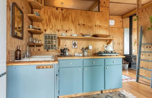 Blanco House | Eco Friendly Cabin Retreat
