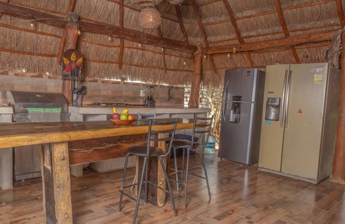 Leona Vicario House | Eco-friendly dome amidst the beautiful jungle, with modern amenities and pool!