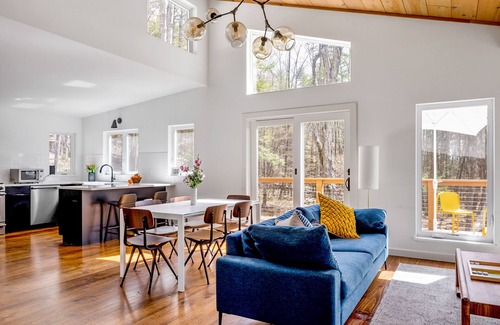 Mount Tremper House | Eco-friendly Modern Mountain Home near Woodstock