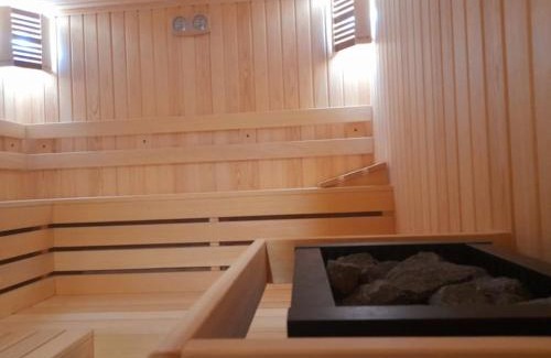 Kolarovo Hotel | Eco Hotel Momata