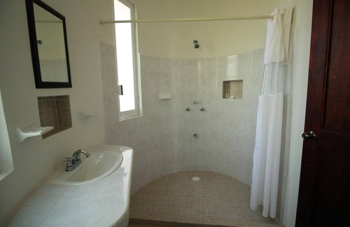 Santa Elena Bed & Breakfast | Eco-Hotel Nueva Altia