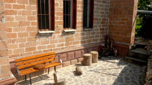 Vedzebi House | Eco House Sabero