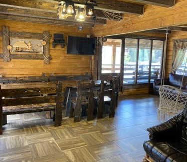 Polyanytsya Villa | Eco House