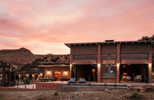 Letsemeng Cabin | Eco Karoo Mountain Lodge