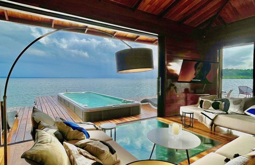 Tierra Oscura Villa | Eco-Lodge Bocas Coral Reef - Over water villa & birds house