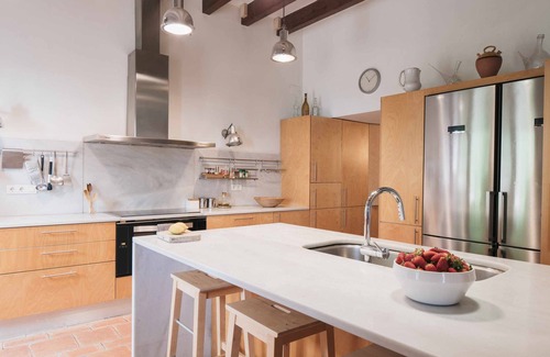 Tiana House | Eco-masía ideal for families and groups of friends 20km from Barcelona