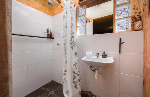Andahuaylillas House | Eco Tampu Andahuaylillas- Hospedaje Ecosostenible