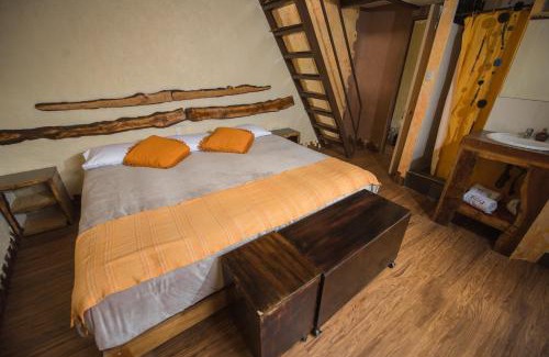 Andahuaylillas House | Eco Tampu Andahuaylillas- Hospedaje Ecosostenible