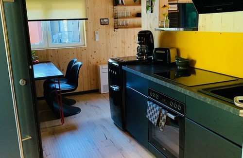 Bergatreute House | Eco Tiny House für 4 Direkt am Wald - Nahe Bodensee & Allgäu - Hunde Erlaubt
