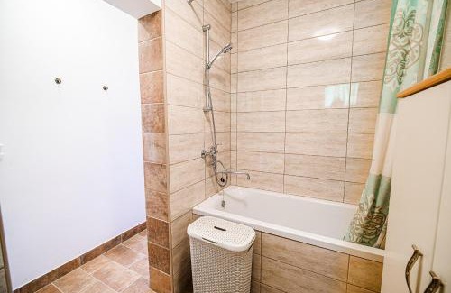 Sevnica Apartment | ECO Tourist Farm Kostanje