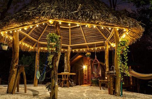 Samara House | Eco-Turismo Guayacanes