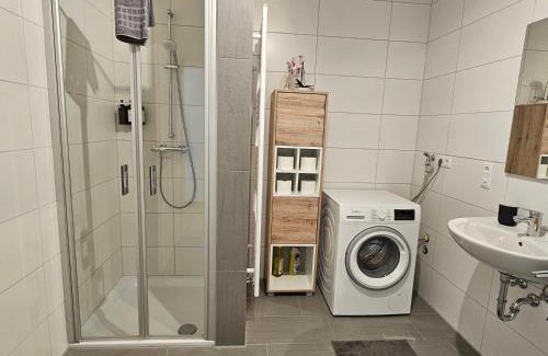 Meppen Apartment | EcoCube 442 - Balkon, 2Zimmer, Waschmaschine, Schlafsofa