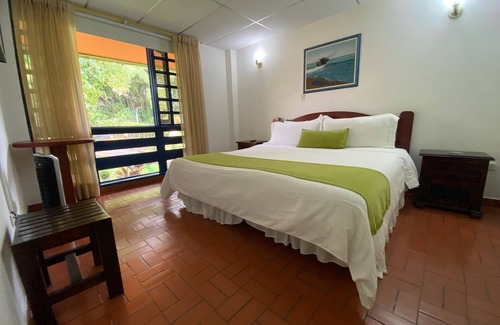 Alegrias Hotel | Ecohotel la Casona