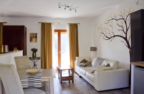 Cicerale Apartment | Ecolodge Selvitelle - Sustainable Retreat Amidst Olive Groves in Cilento