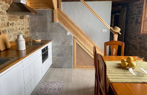 Soba Cottage | Ecological and self-sufficient cabin with unbeatable views.