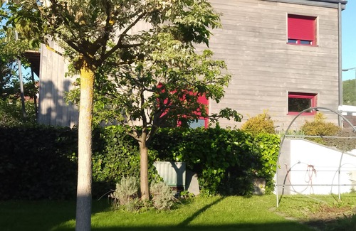 Ceyrat House | Ecological villa between thermal baths and volcanoes; wellness treatments available.