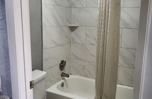 Andalusia Hotel | Econo Lodge Andalusia