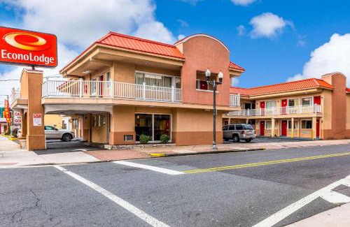 Atlantic City Cabin | Econo Lodge Beach and Boardwalk
