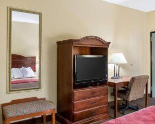 Greenville Cabin | Econo Lodge by choice Greenville