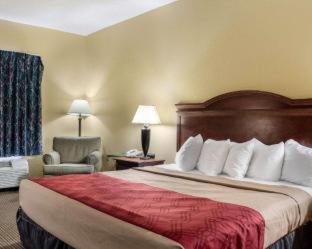 Greenville Cabin | Econo Lodge by choice Greenville