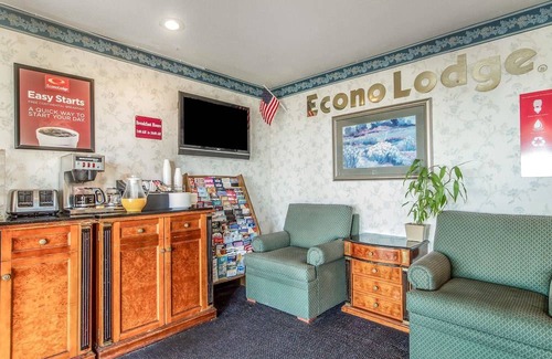 Castro Valley Hotel | Econo Lodge Castro Valley I-580