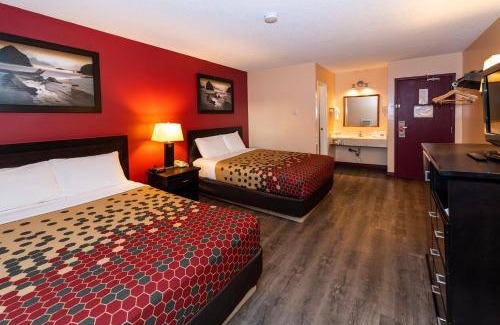 Edson Cabin | Econo Lodge